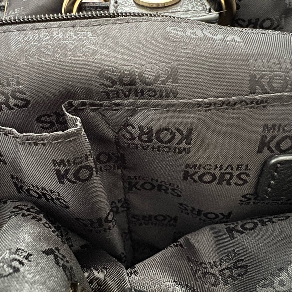 MICHAEL KORS EUC BAG - Picture 11 of 11